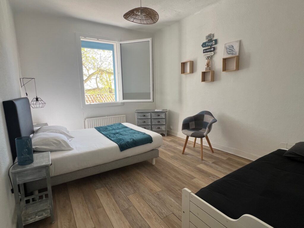 Chambre 3 personnes Gîte les Figues
